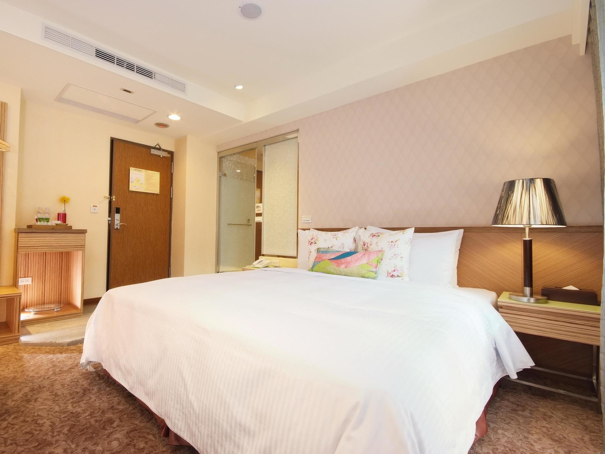 Nagahiro Hotel Taipei Esterno foto