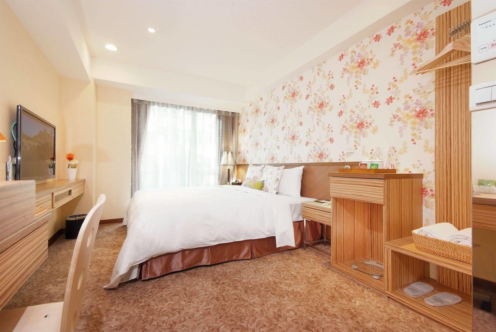 Nagahiro Hotel Taipei Esterno foto