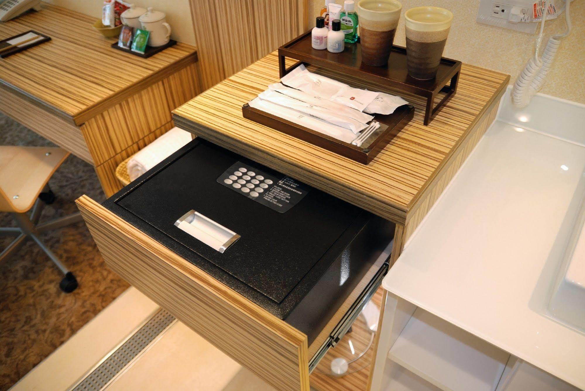 Nagahiro Hotel Taipei Esterno foto